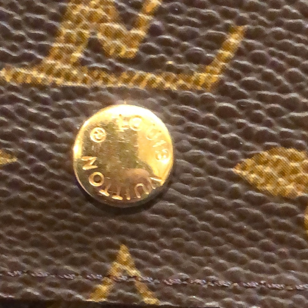 LOUIS VUITTON Monogramed Vintage Wallet Authentic TH0020 - Picture 9 of 16